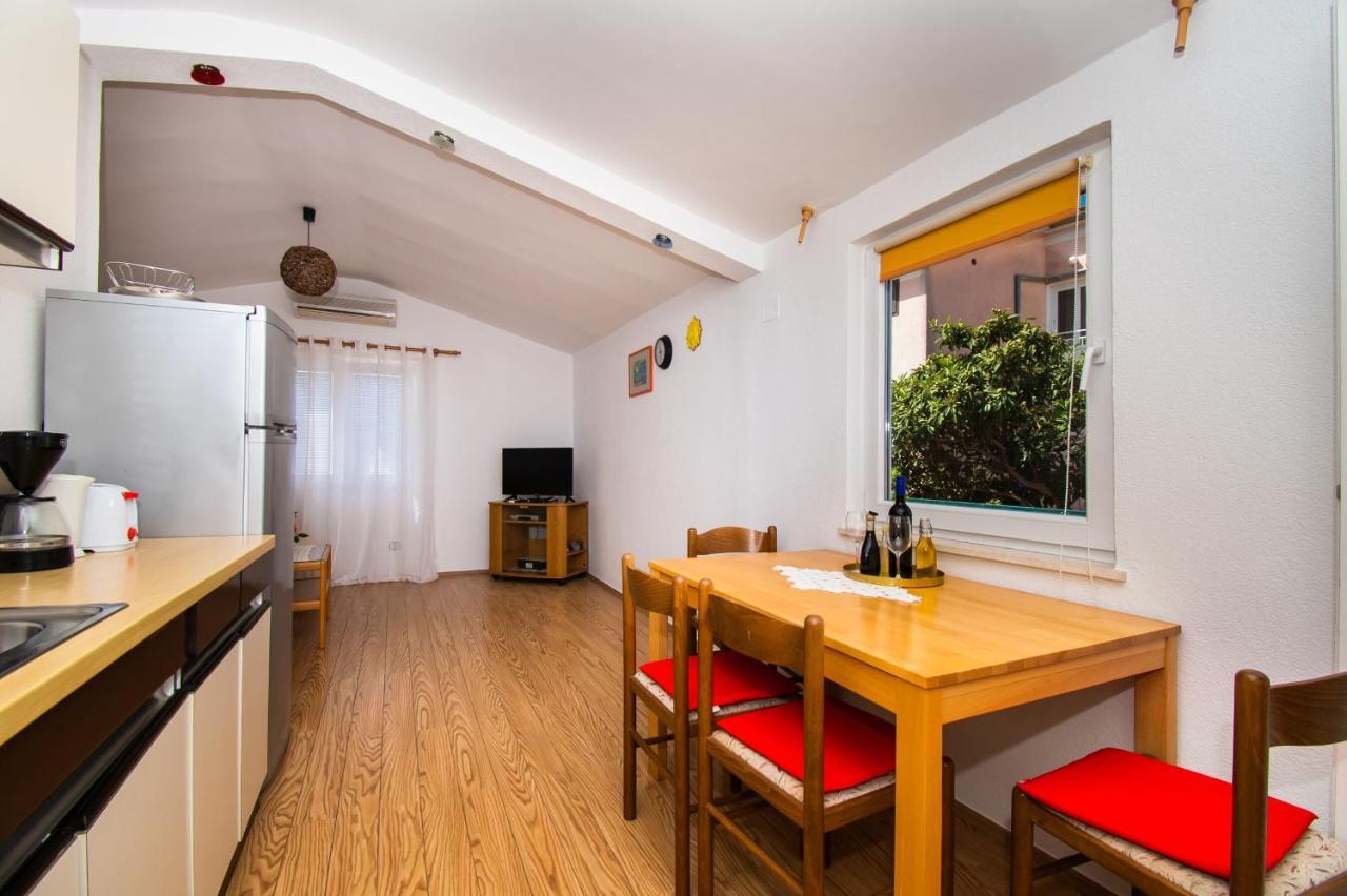 Apartments Happy Place Vodice Buitenkant foto