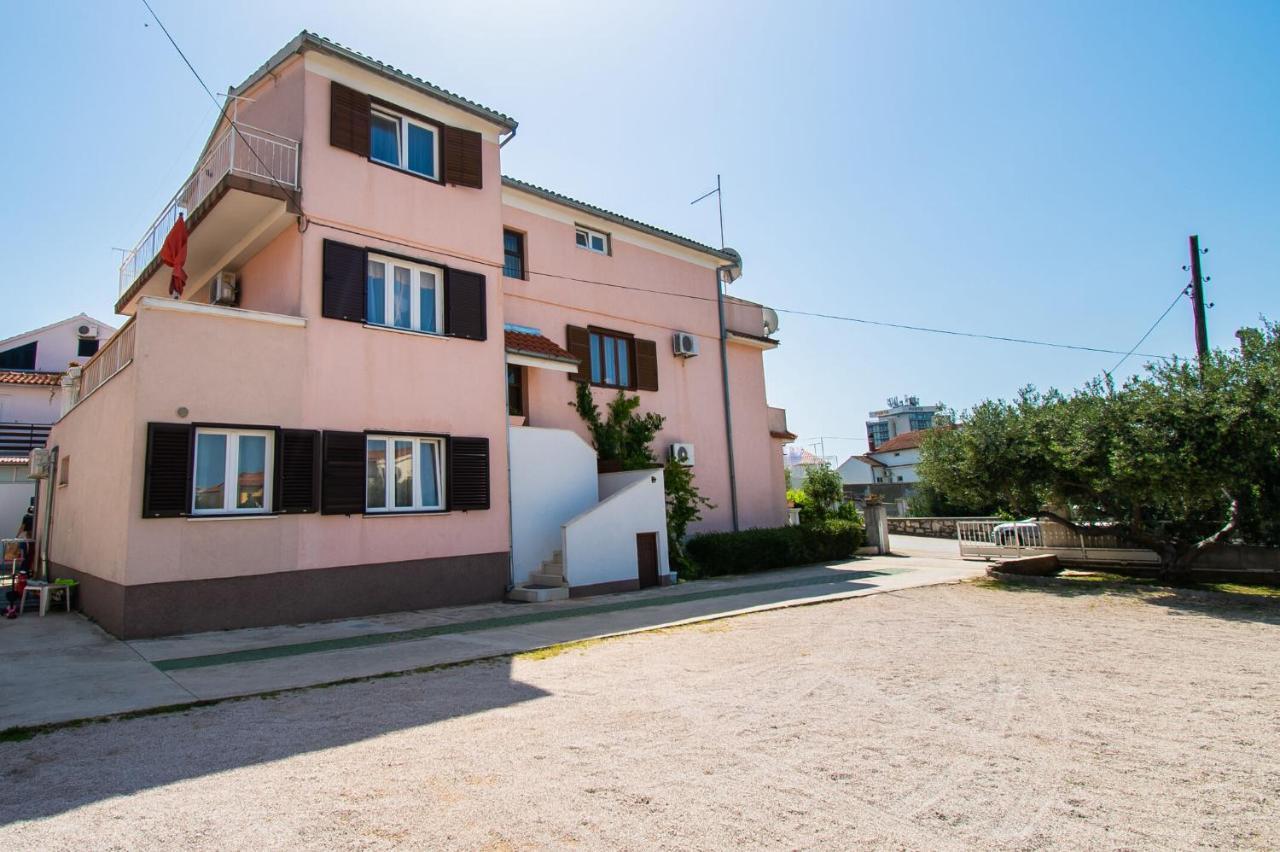 Apartments Happy Place Vodice Buitenkant foto